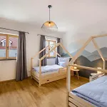 Schloeglhof Holiday home Gilching
