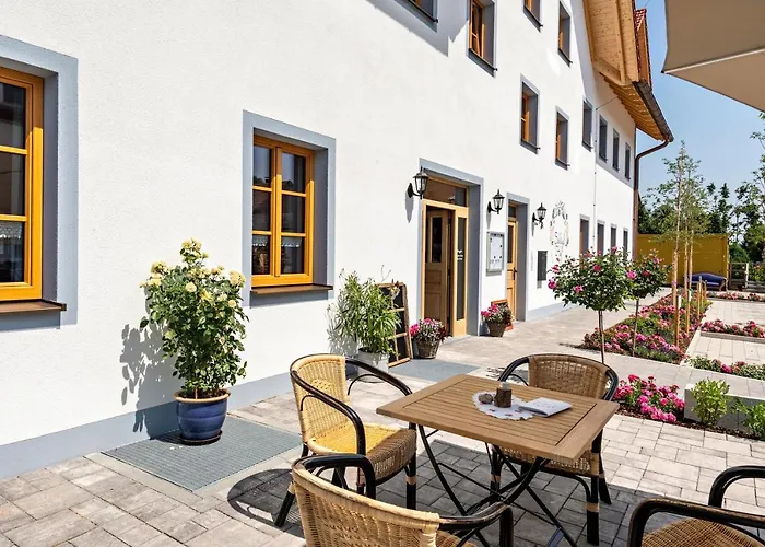 Schloeglhof * Gilching