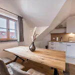 Schloeglhof *
