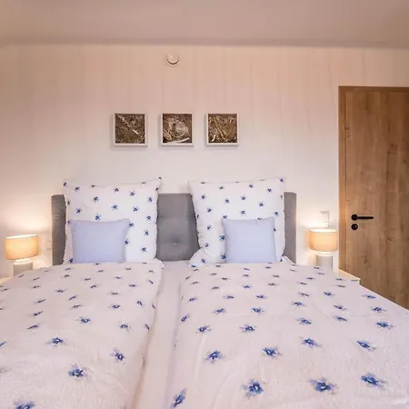 Schloeglhof Holiday home Gilching