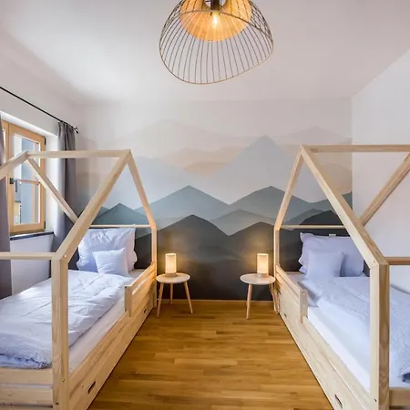 Schloeglhof Holiday home *