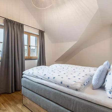 Holiday home Schloeglhof